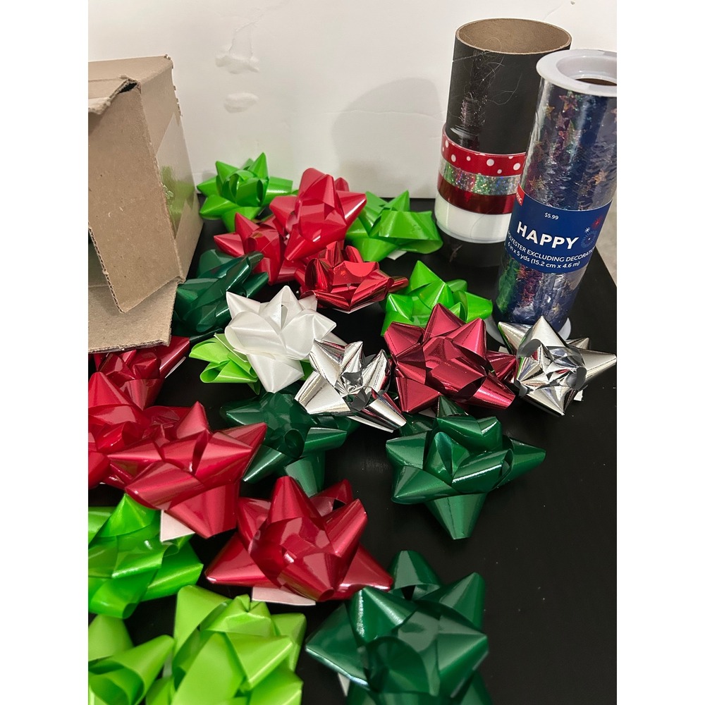 Gift Bows and Ribbon Bulk Lot Christmas Red Green Gold Silver American Greetings